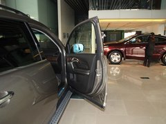 2011款 3.7L 自动 标准尊享运动版 7座