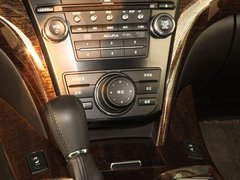 2011款 3.7L 自动 标准尊享运动版 7座