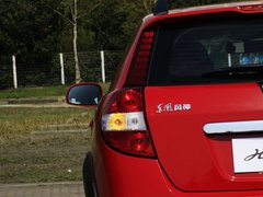 2011款 1.6 手动 尊逸型