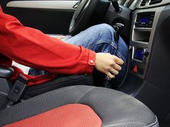 2011款 1.6 手动 尊逸型