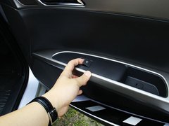 2011款 1.6 手动 尊逸型