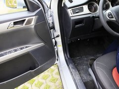 2011款 1.6 手动 尊逸型