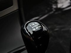 2011款 1.6 手动 尊逸型