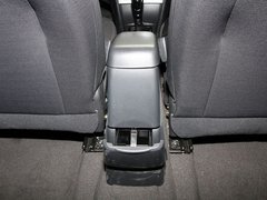 2011款 1.6 手动 尊逸型