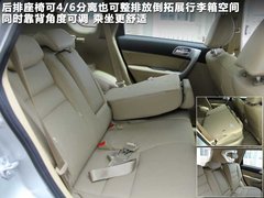 2011款 2.0T 手动 柴油两驱都市型 5座