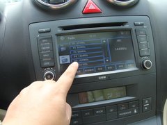 2011款 2.0T 手动 柴油两驱都市型 5座