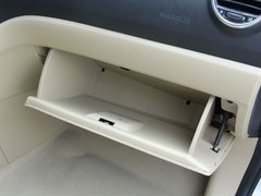 2011款 2.0T 手动 柴油两驱都市型 5座