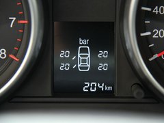 2011款 2.0T 手动 柴油两驱都市型 5座