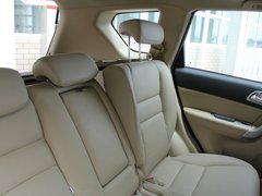 2011款 2.0T 手动 柴油两驱都市型 5座