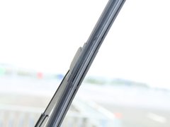 2011款 2.0T 手动 柴油两驱都市型 5座