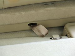 2011款 2.0T 手动 柴油两驱都市型 5座