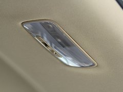 2011款 2.0T 手动 柴油两驱都市型 5座
