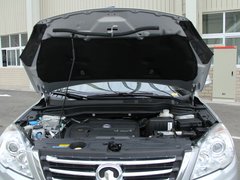 2011款 2.0T 手动 柴油两驱都市型 5座