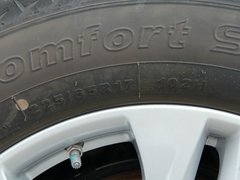 2011款 2.0T 手动 柴油两驱都市型 5座
