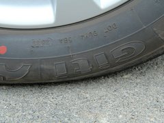 2011款 2.0T 手动 柴油两驱都市型 5座