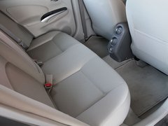 2011款 1.5L 手动 XL豪华版