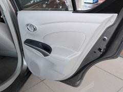 2011款 1.5L 手动 XL豪华版