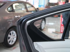 2011款 1.5L 手动 XL豪华版