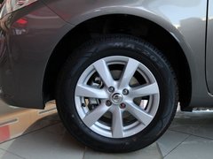 2011款 1.5L 手动 XL豪华版