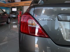 2011款 1.5L 手动 XL豪华版