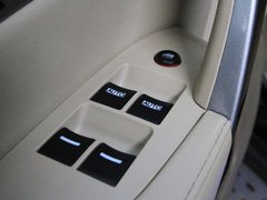 2011款 3.7L 自动 舒适尊享运动版 7座