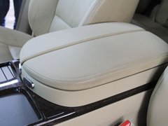 2011款 3.7L 自动 舒适尊享运动版 7座