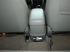 2011款 2.0 自动 豪华型