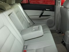 2011款 2.0 自动 豪华型