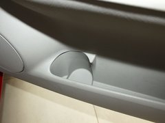 2011款 2.0 自动 豪华型