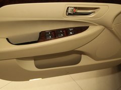 2011款 1.8T 自动 舒适汽油版