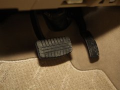 2011款 1.8T 自动 舒适汽油版