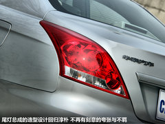 2011款 1.8T 自动 舒适汽油版