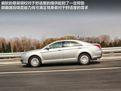 2011款 1.8T 自动 舒适汽油版