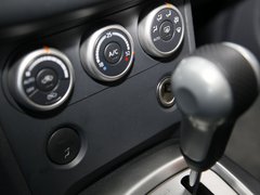 2011款 2.0L CVT XV 雷 2WD 5座