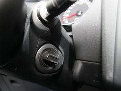 2011款 2.0L CVT XV 雷 2WD 5座