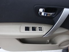 2011款 2.0L CVT XV 雷 2WD 5座
