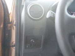 2011款 2.0L CVT XV 雷 2WD 5座