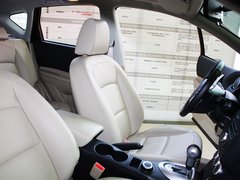 2011款 2.0L CVT XV 龙 4WD 5座