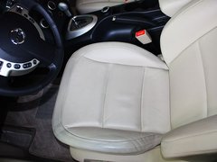 2011款 2.0L CVT XV 龙 4WD 5座
