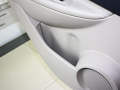 2011款 2.0L CVT XV 龙 4WD 5座
