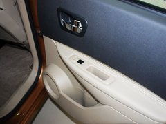 2011款 2.0L CVT XV 龙 4WD 5座