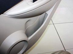 2011款 2.0L CVT XV 龙 4WD 5座