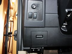 2011款 2.0L CVT XV 龙 4WD 5座