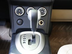 2011款 2.0L CVT XV 龙 4WD 5座