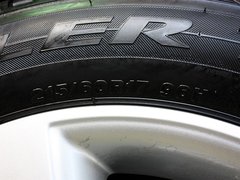2011款 2.0L CVT XV 龙 4WD 5座