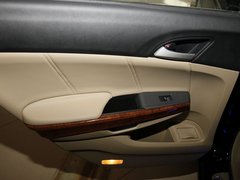 2011款 2.4L 自动 LX