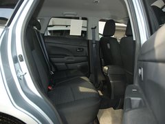 2011款 2.0L CVT 两驱 炫动版5座