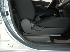 2011款 2.0L CVT 两驱 炫动版5座