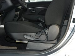 2011款 2.0L CVT 两驱 炫动版5座