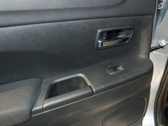 2011款 2.0L CVT 两驱 炫动版5座